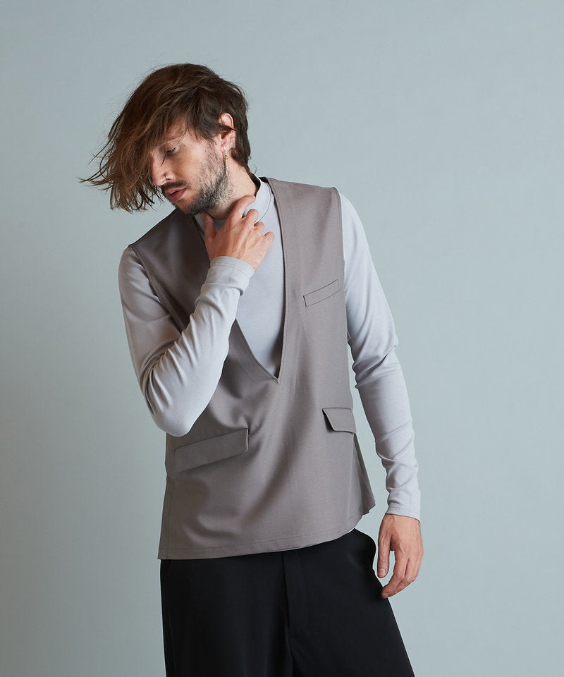 Layered mock neck long sleeve T-shirt