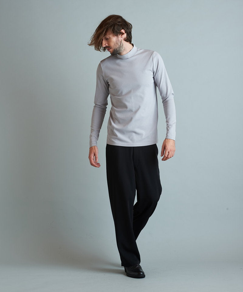 Layered mock neck long sleeve T-shirt