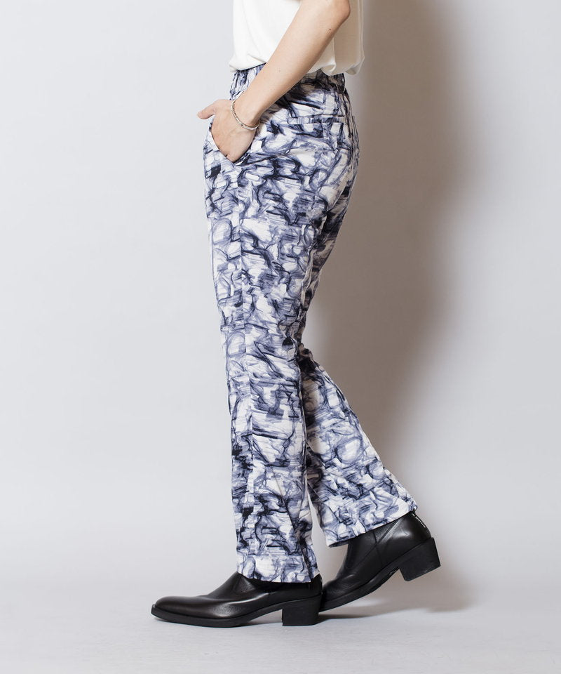 Back slit flare pants