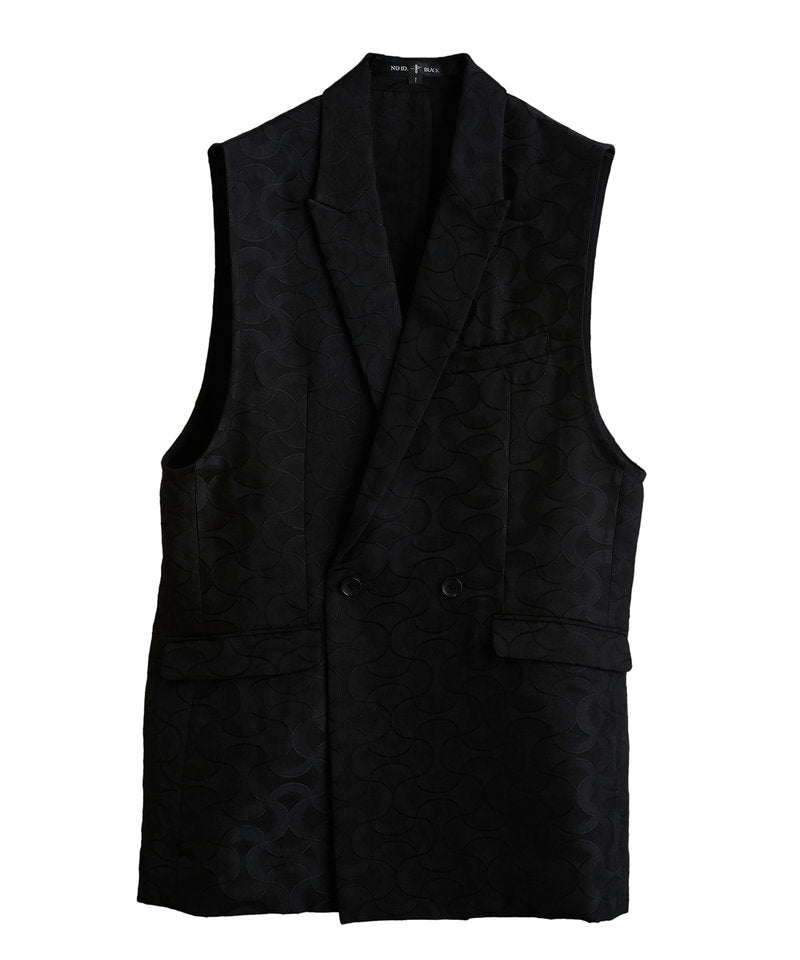 Sleeveless jacket