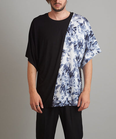 Abstract Switching Loose Tee