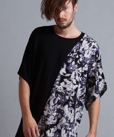 Abstract Switching Loose Tee