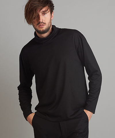 Printed turtleneck long sleeve T-shirt