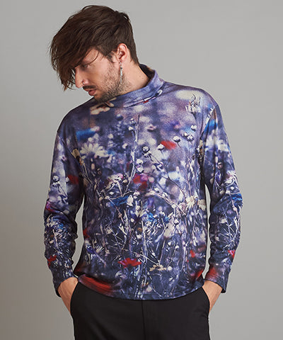 Printed turtleneck long sleeve T-shirt