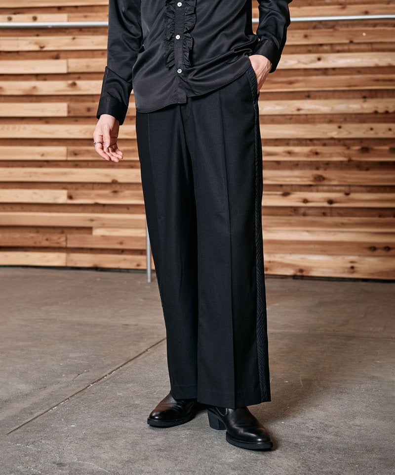 ハイウエストワイドトラウザーズ