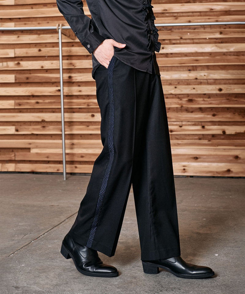 ハイウエストワイドトラウザーズ