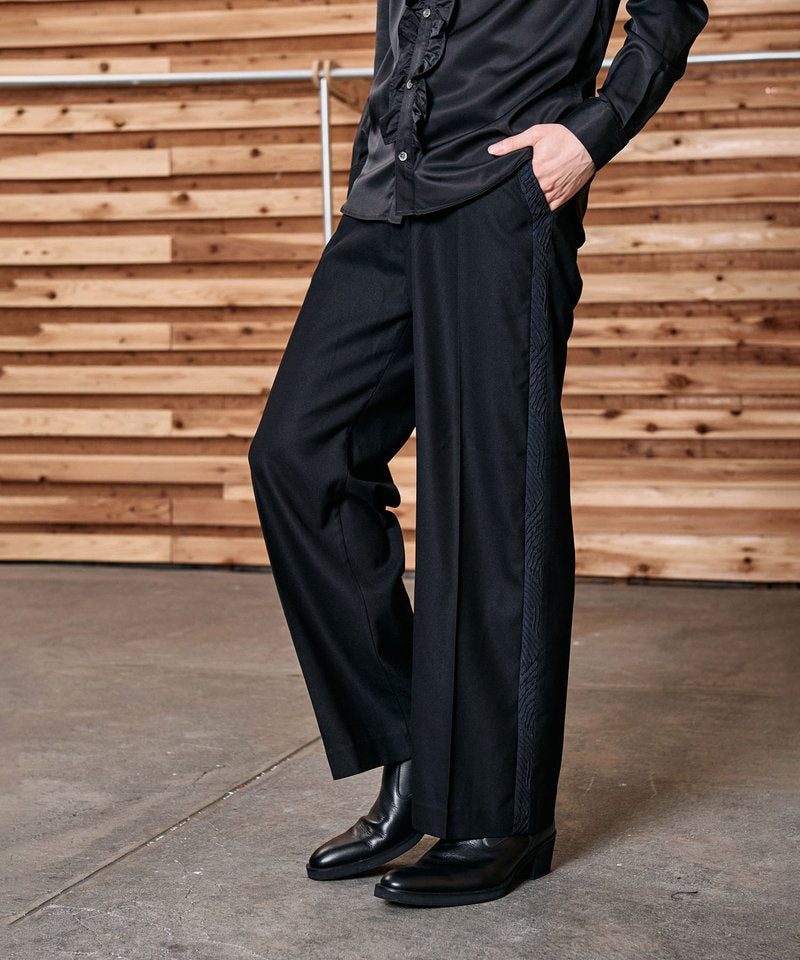 ハイウエストワイドトラウザーズ