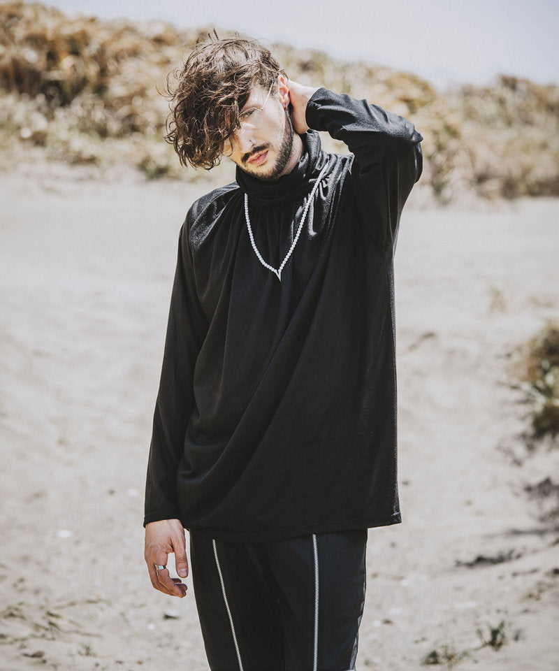 ネックギャザータートルネックロンT