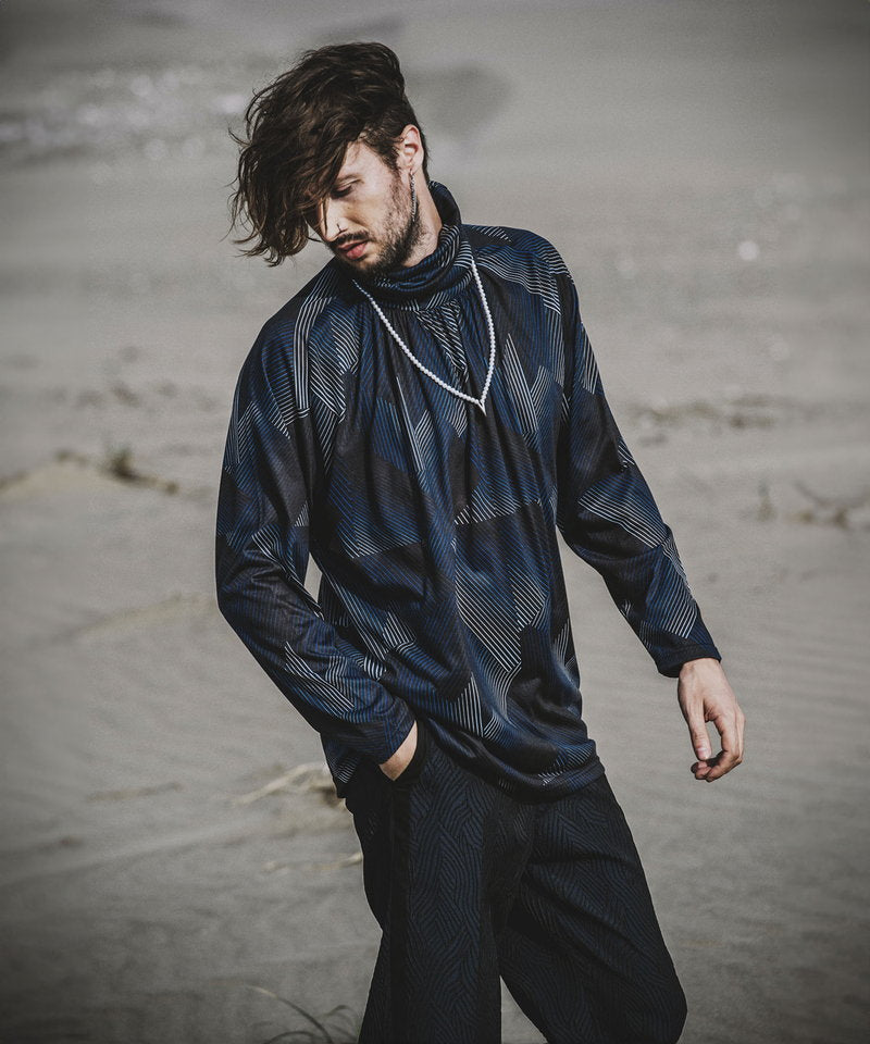 ネックギャザータートルネックロンT