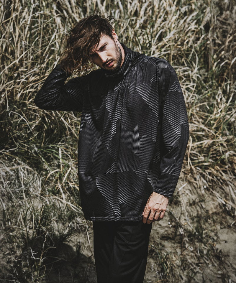 ネックギャザータートルネックロンT