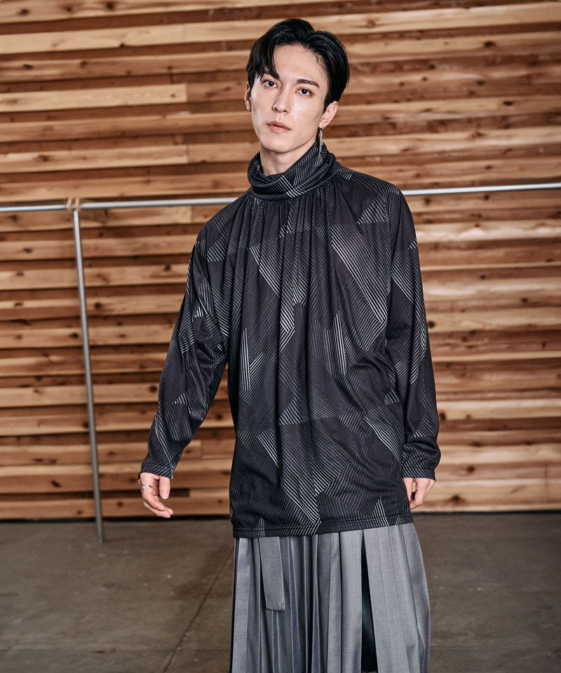 ネックギャザータートルネックロンT