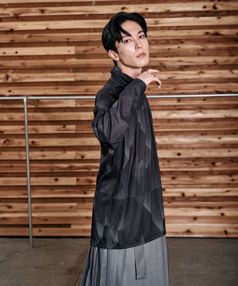 ネックギャザータートルネックロンT