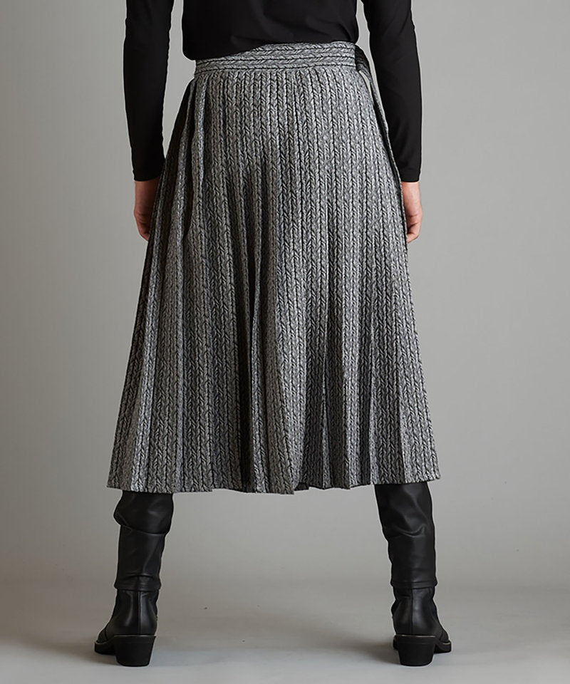 プリーツラップスカート