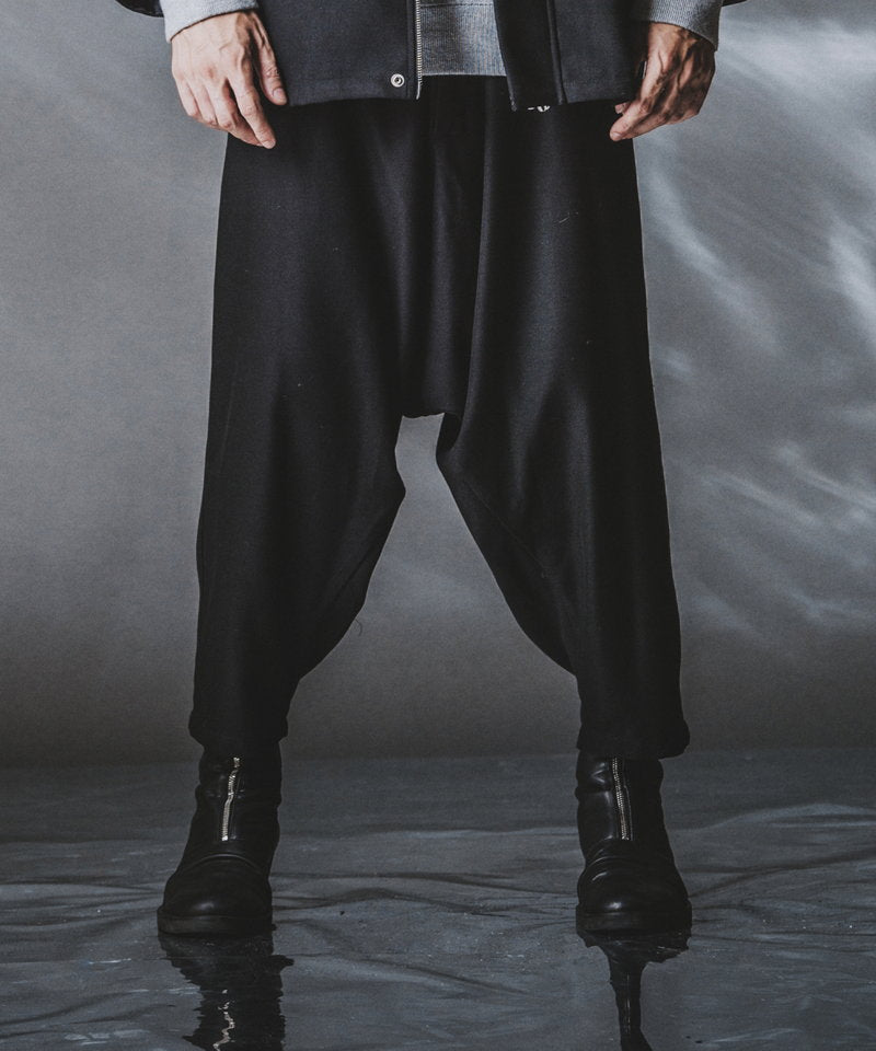 サルエルバギートラウザーズ