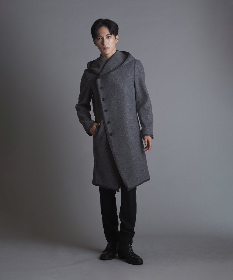 Piping hooded long coat