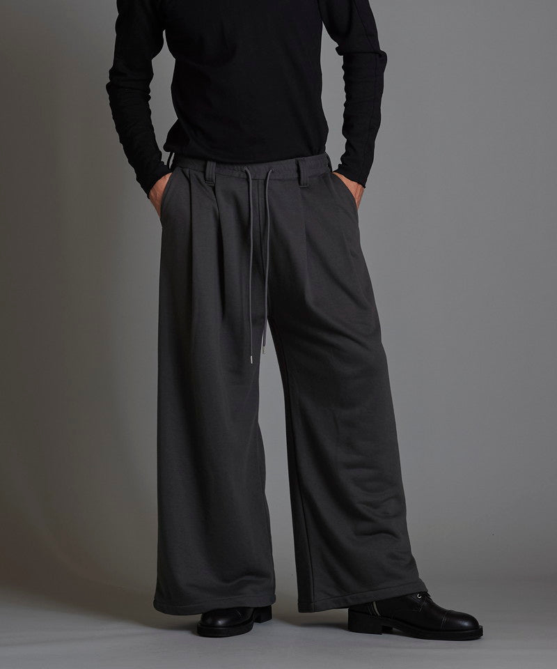 Baggy sweatpants