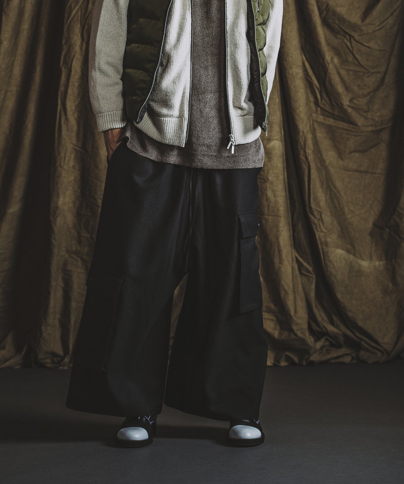 Asymmetrical cargo trousers