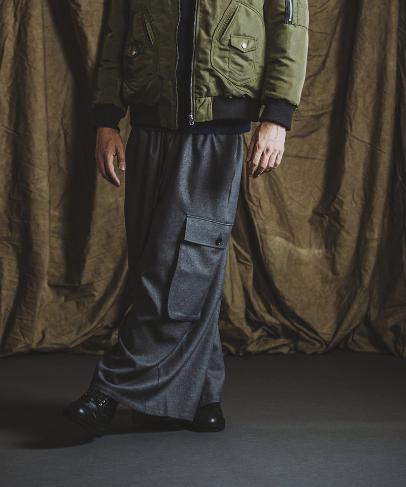 Asymmetrical cargo trousers