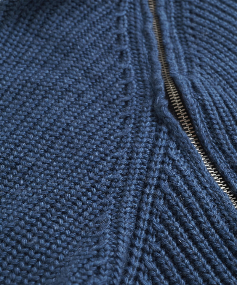 アシンメトリーZIPニットタートルネックCD