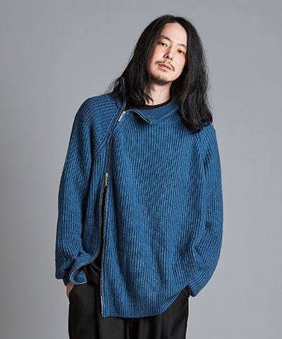 アシンメトリーZIPニットタートルネックCD