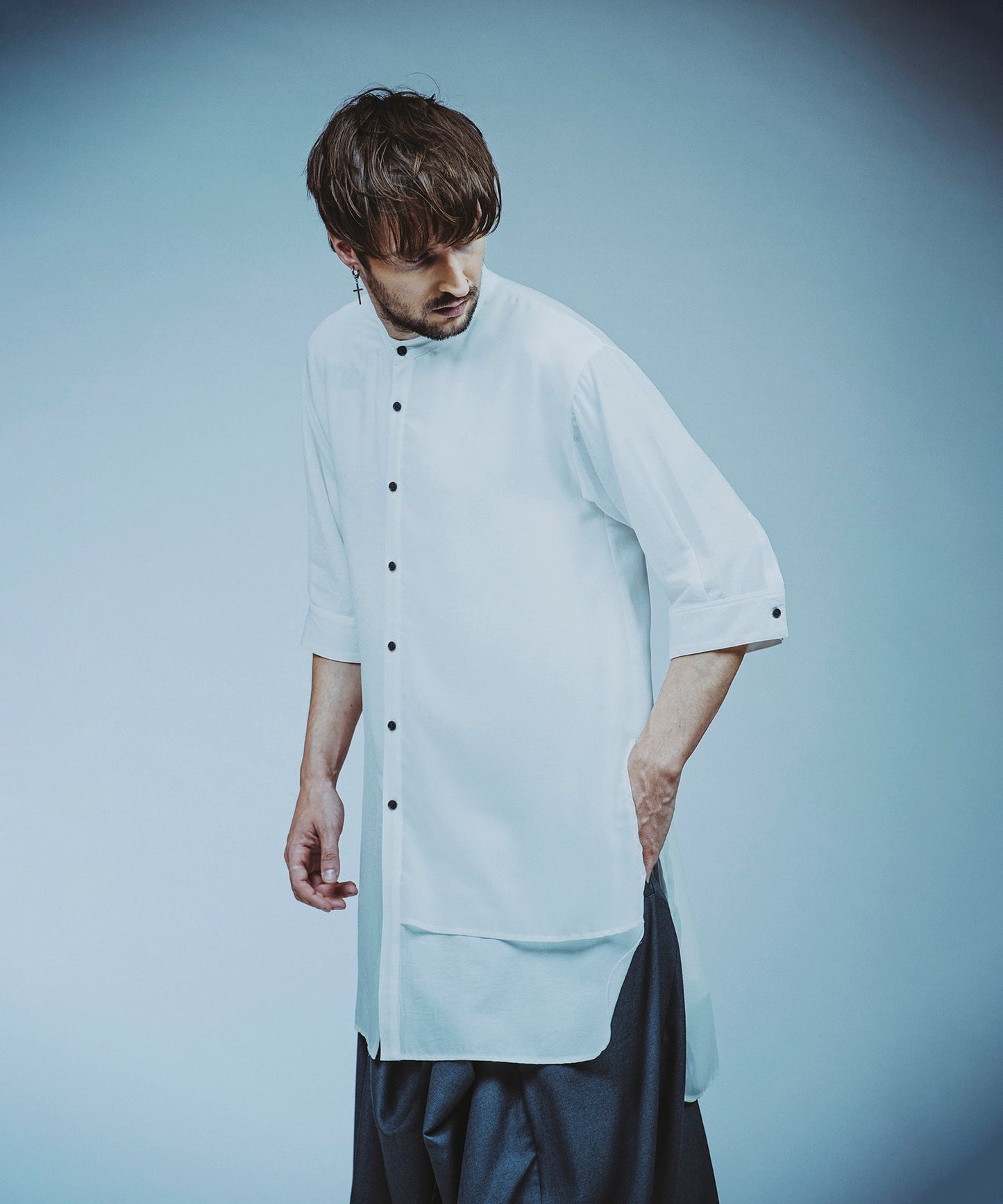 WHITE Model:H182cm