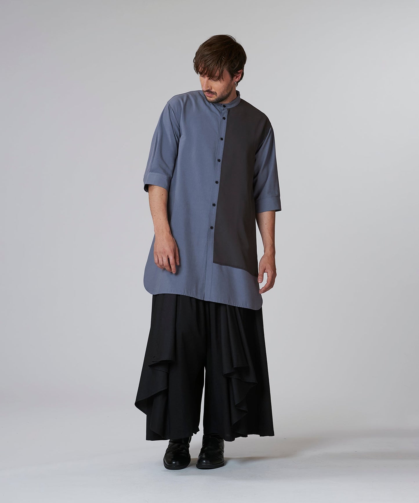 GRAY Model:H182cm