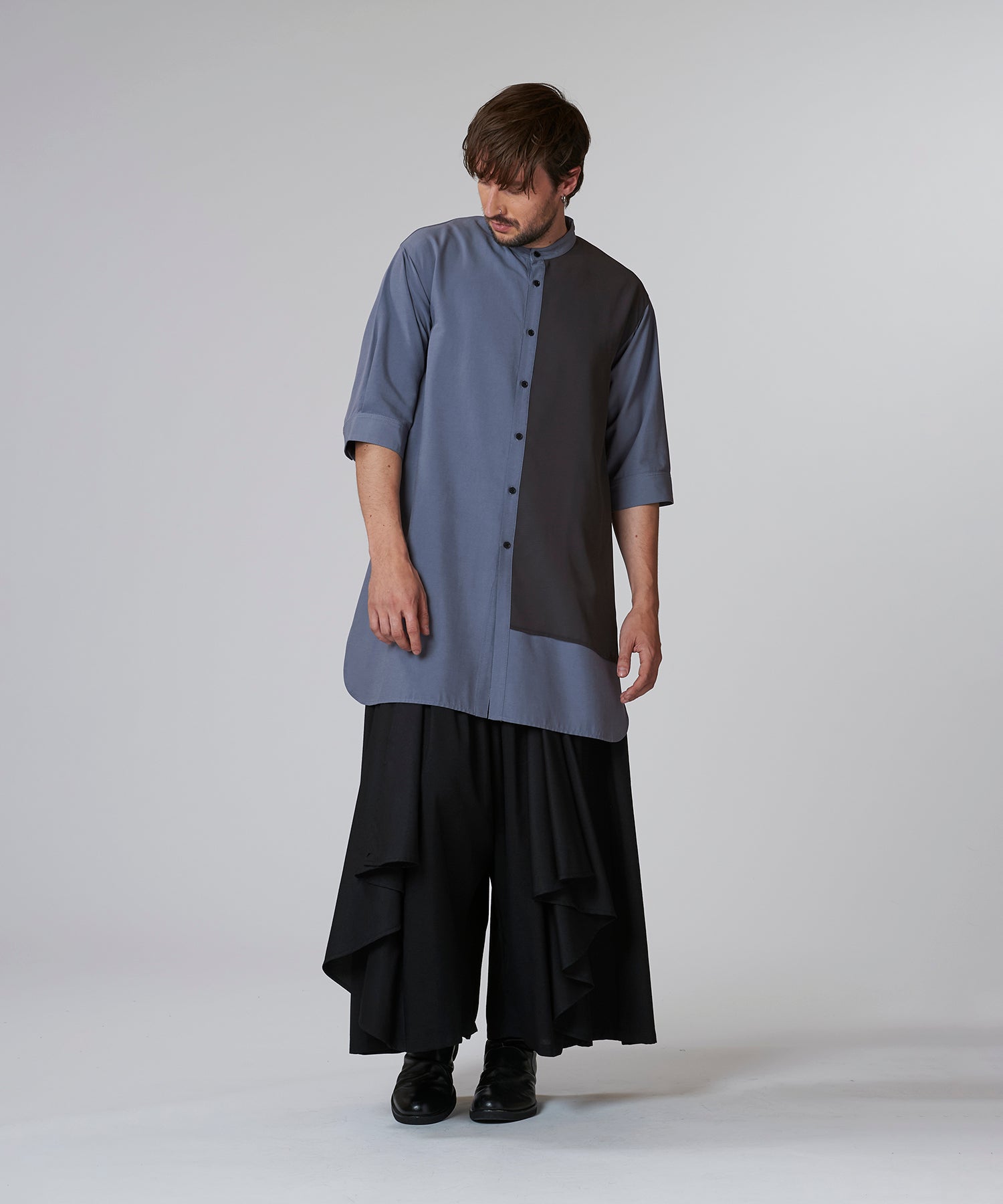 GRAY Model:H182cm