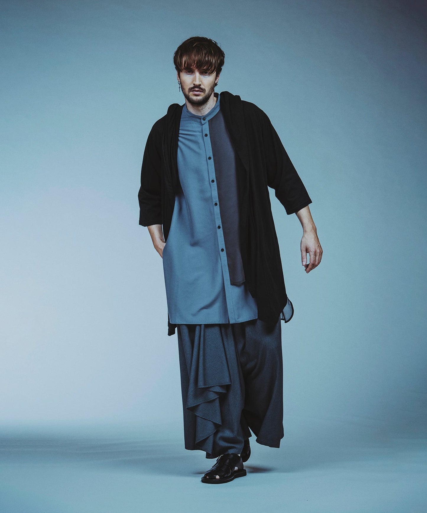 GRAY Model:H182cm