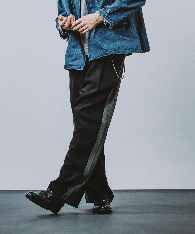 Changing Sideline Wide Trousers