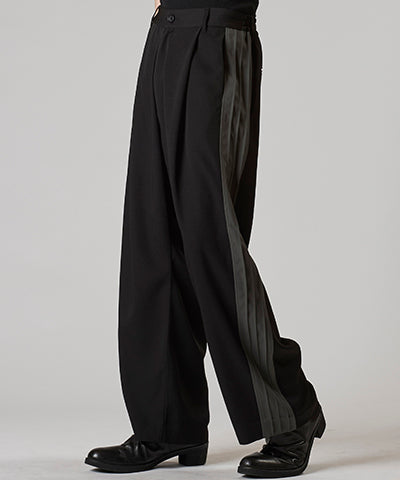 Changing Sideline Wide Trousers