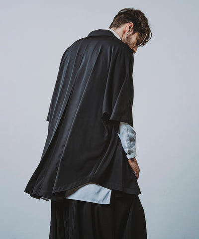 Back-tuck double-breasted poncho