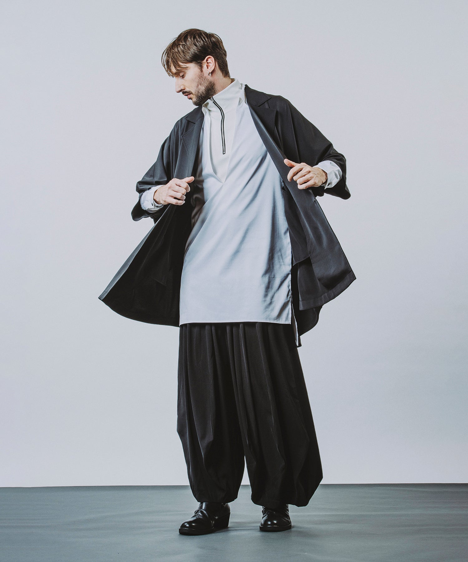 Back-tuck double-breasted poncho