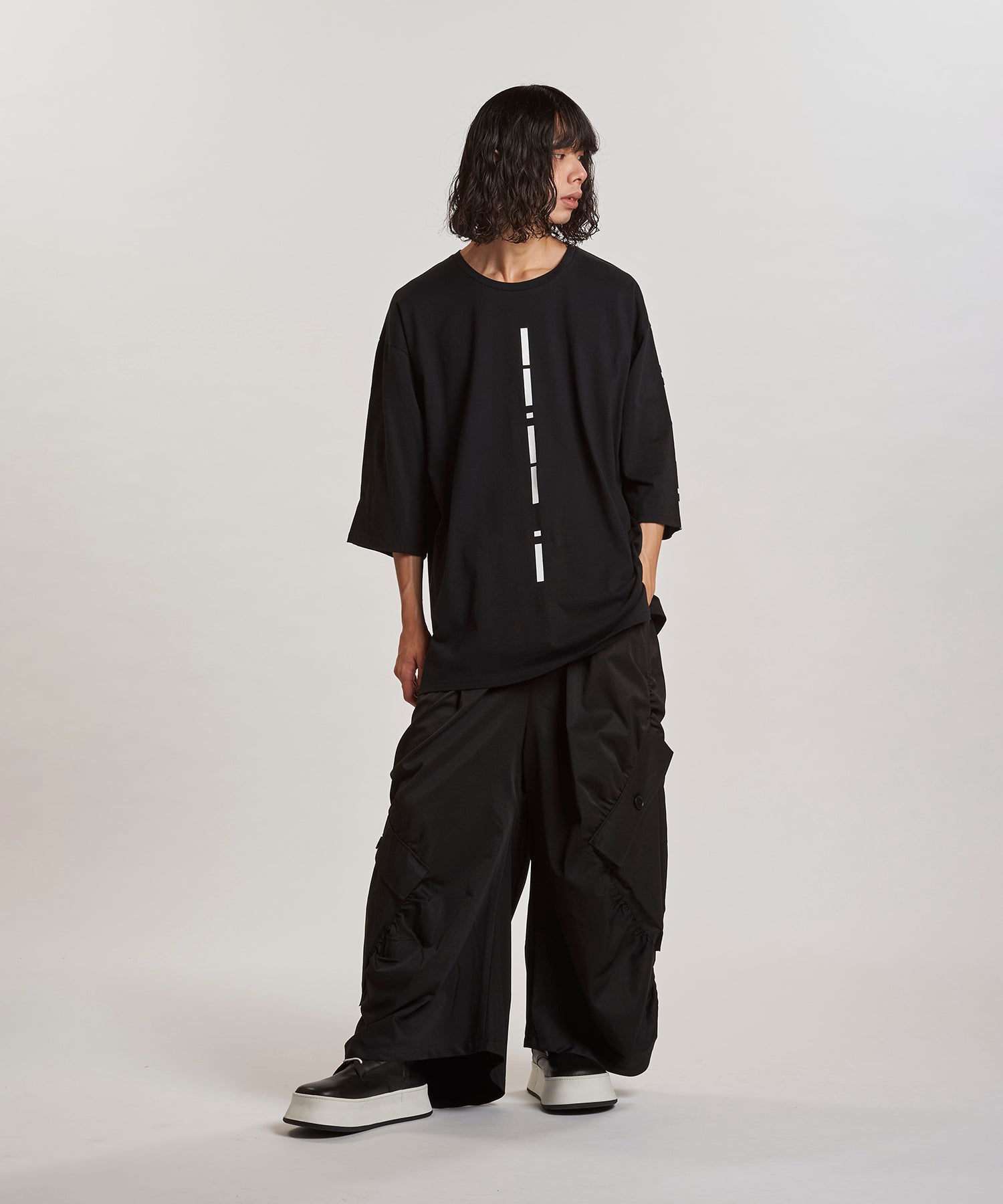 BLACK Model:H180cm