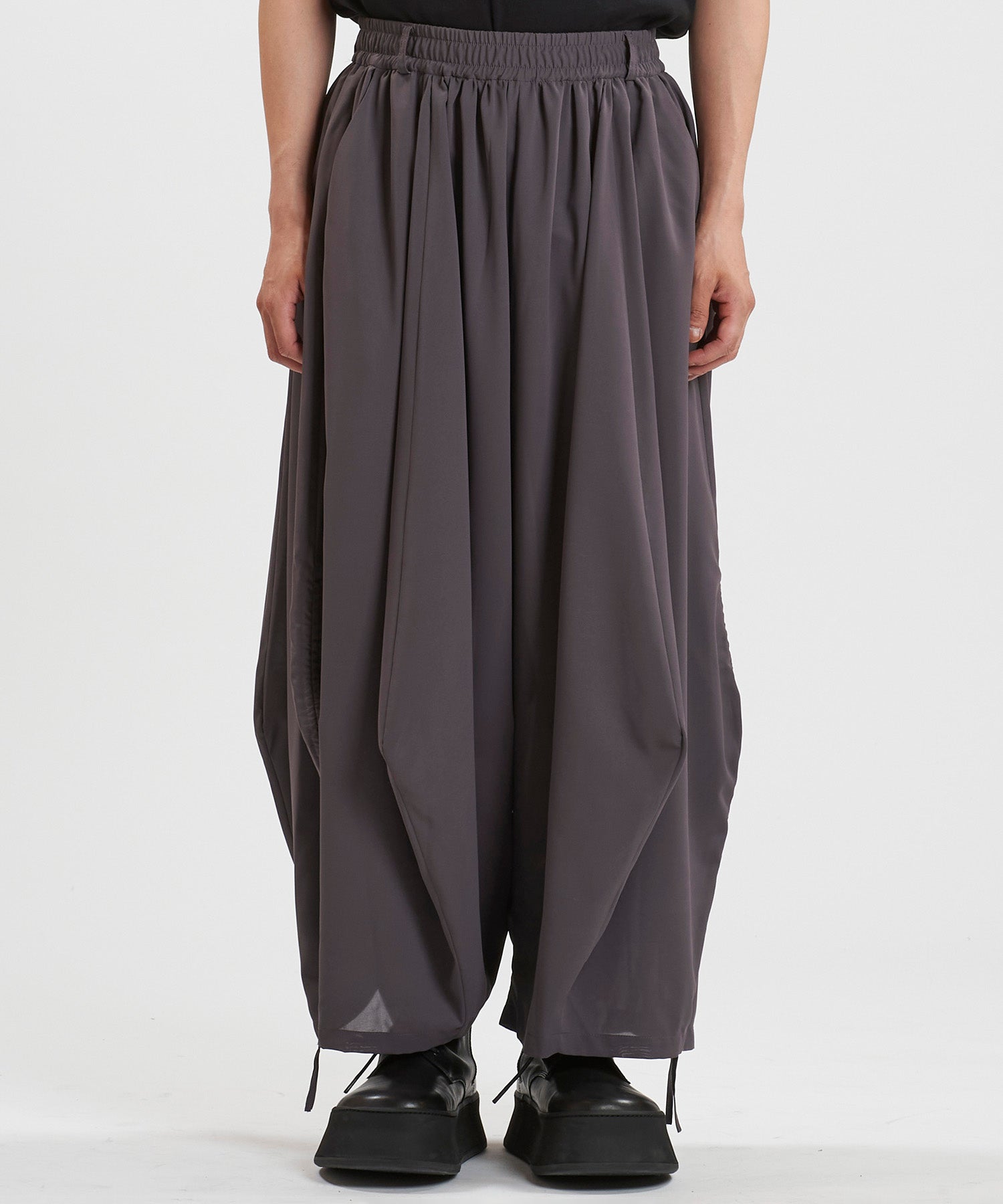 NO ID. PANTS