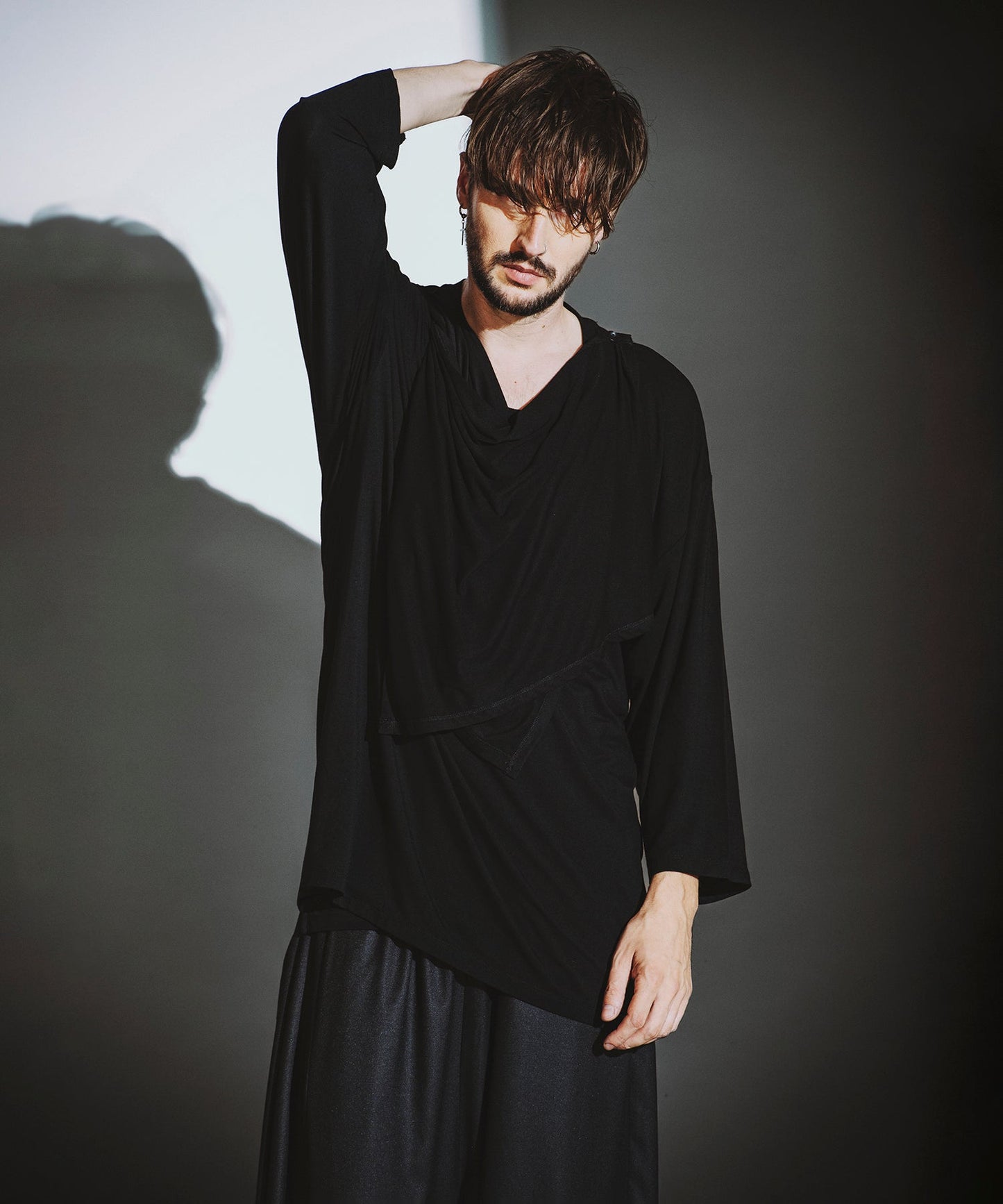 BLACK Model:H182cm