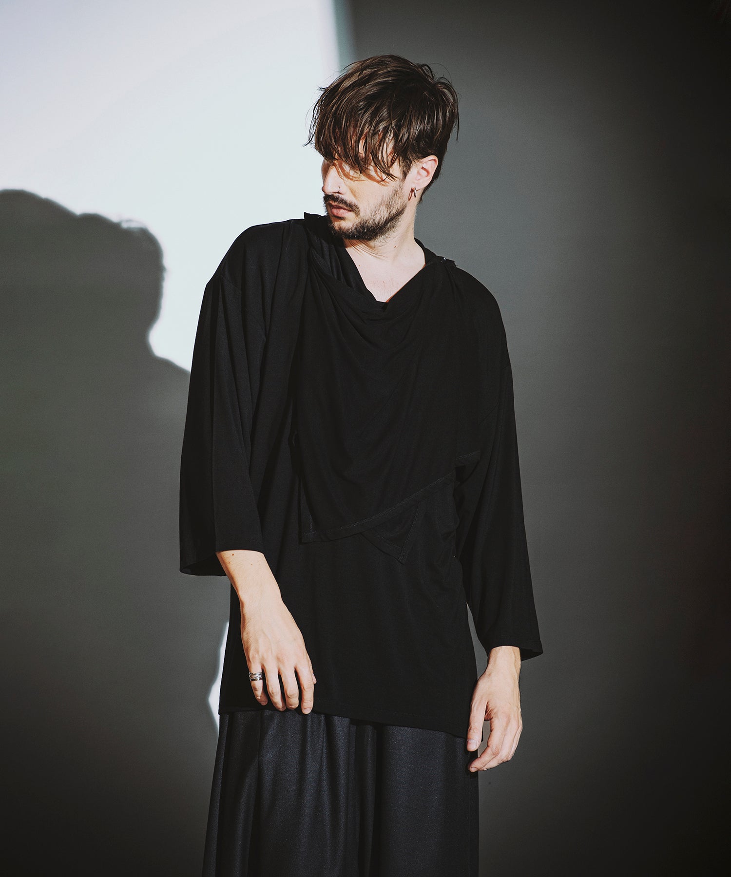 BLACK Model:H182cm