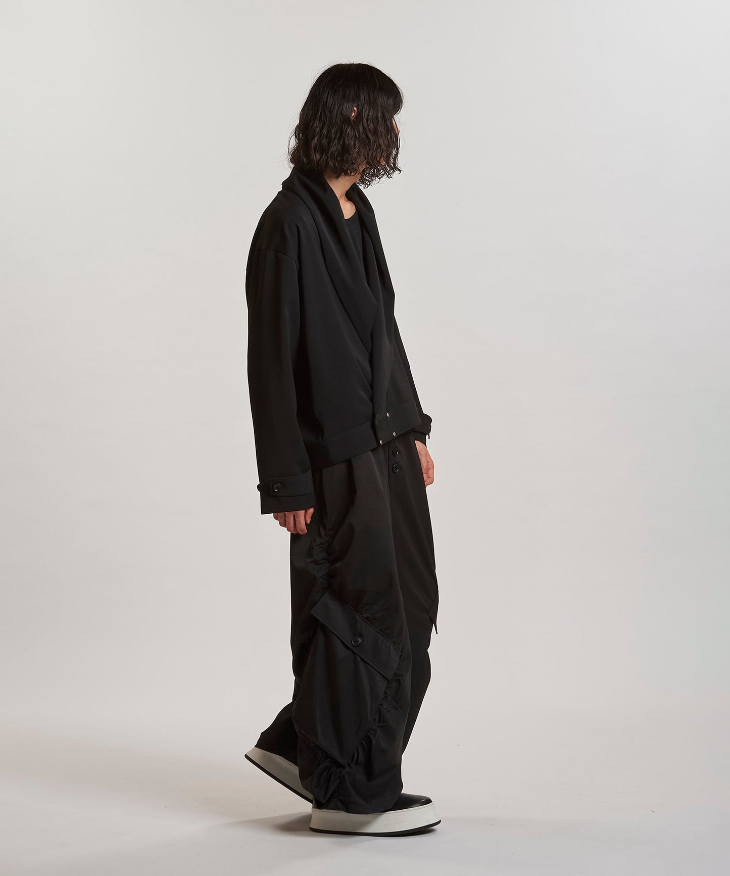 BLACK Model:H180cm