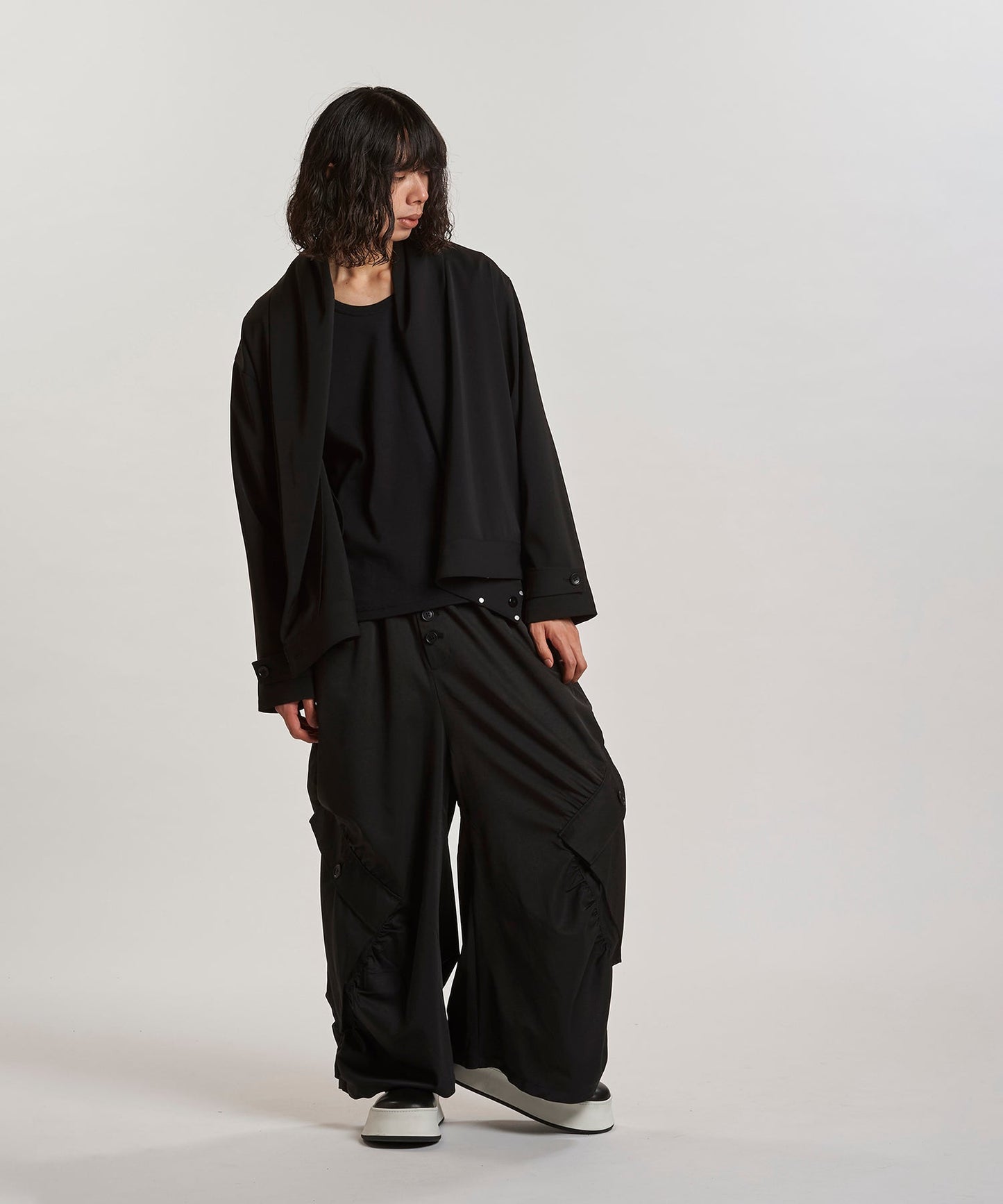 BLACK Model:H180cm