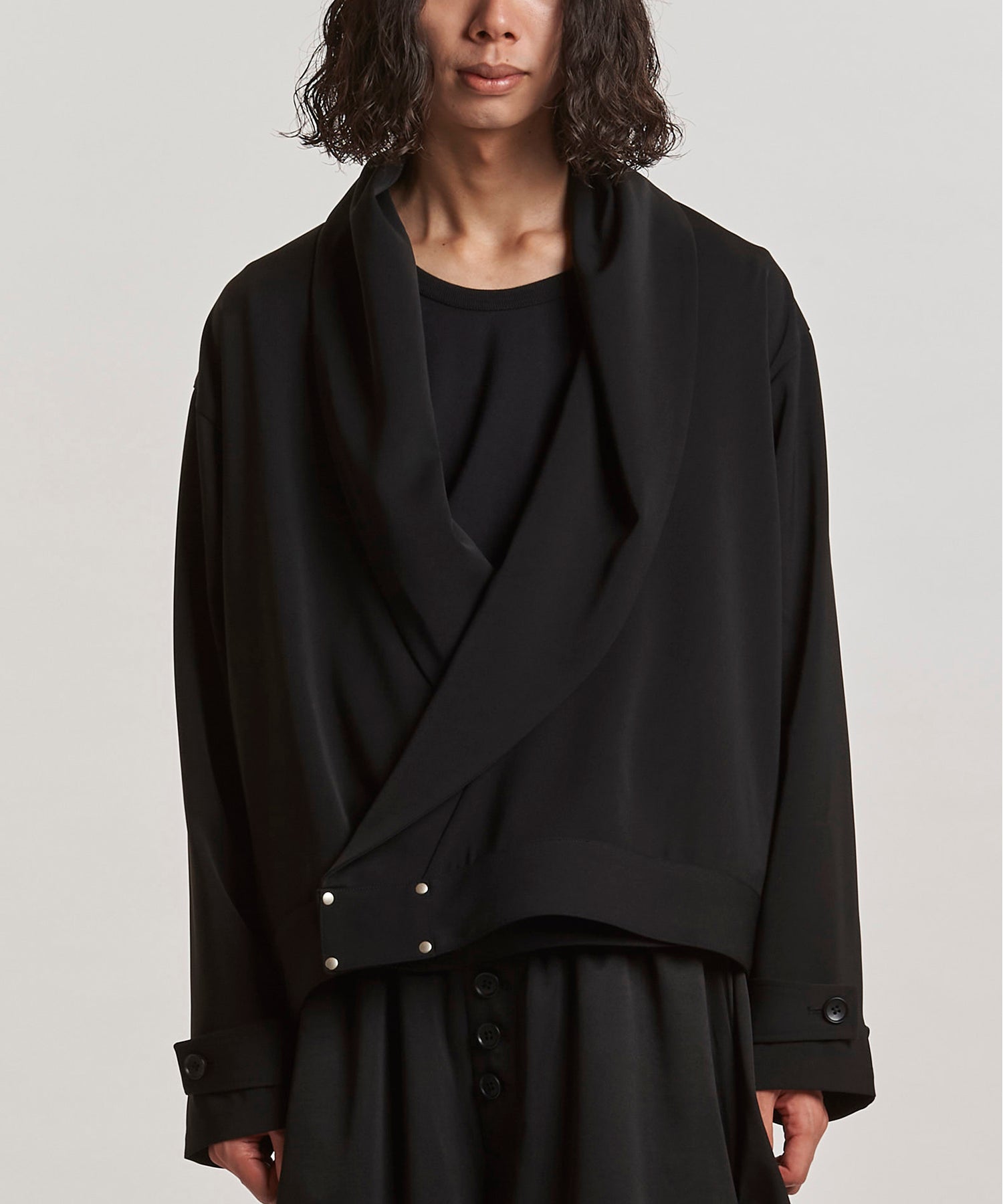 NO ID. STORE TOP