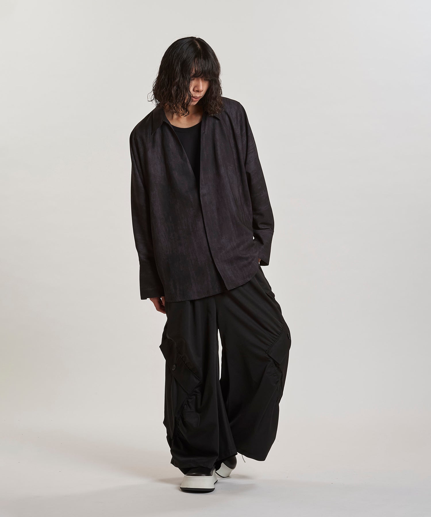 BLACK Model:H180cm