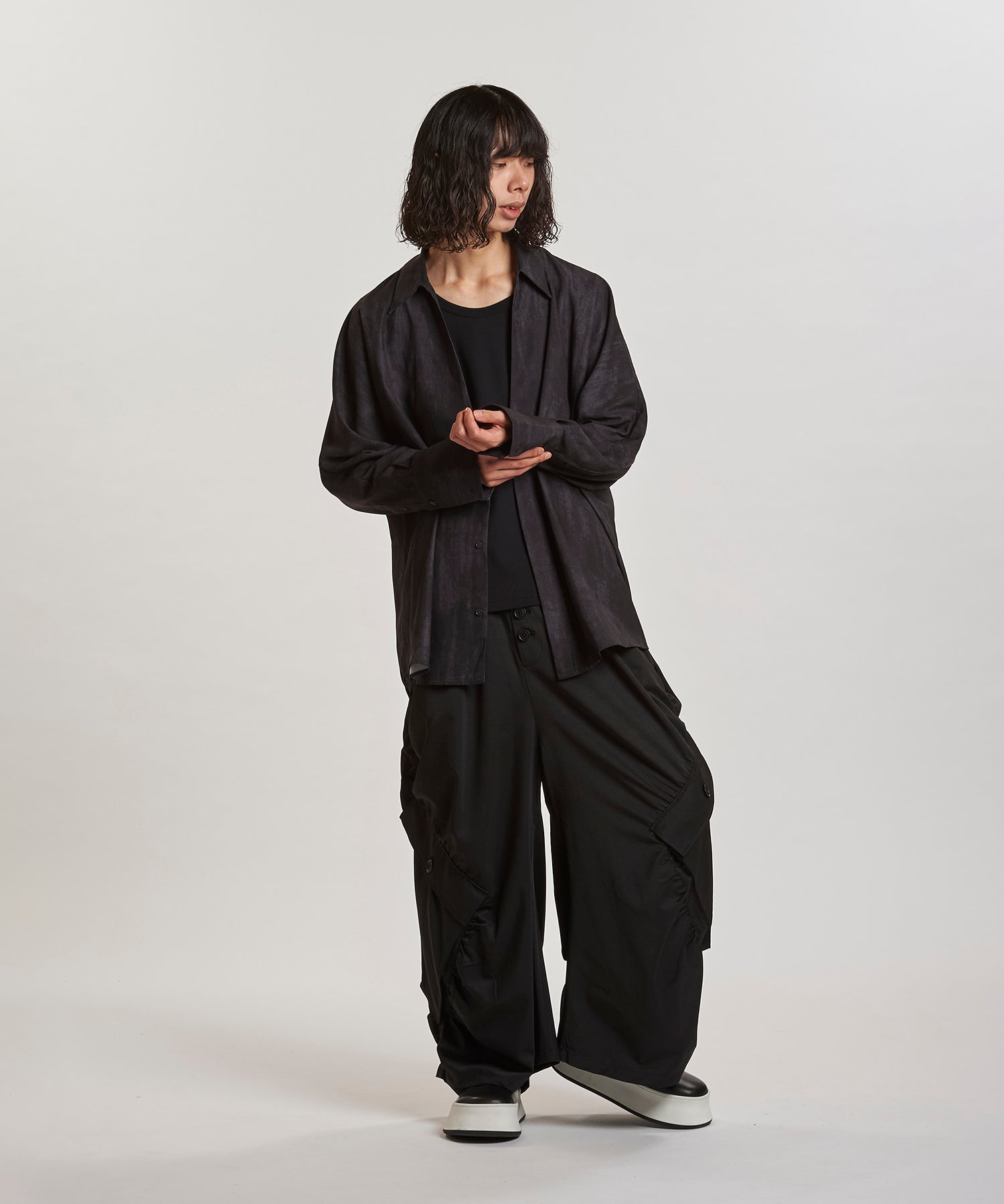 BLACK Model:H180cm