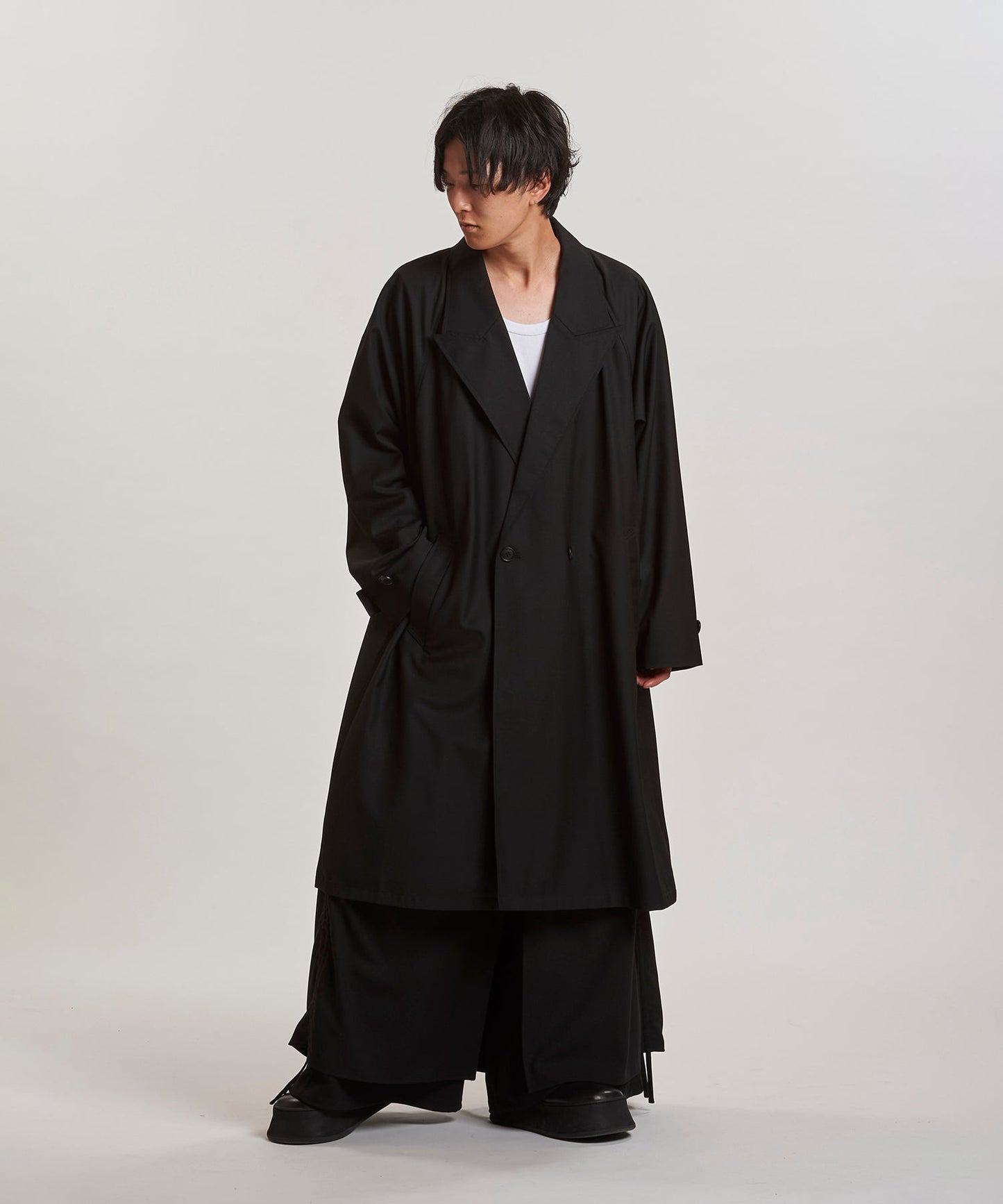 BLACK Model:H169cm