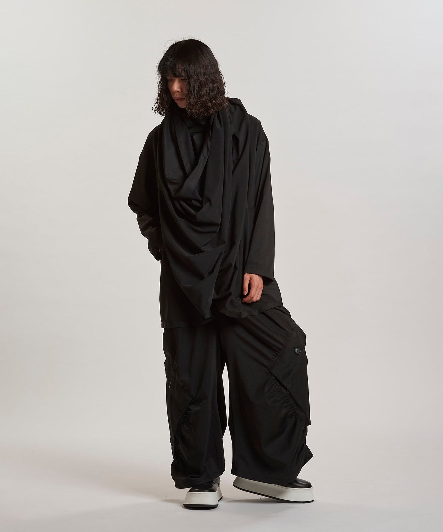 BLACK Model:H180cm