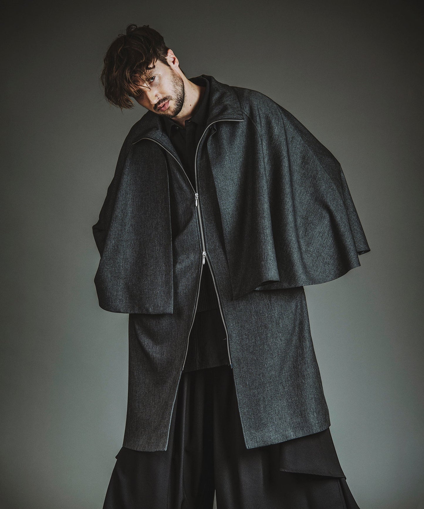 GRAY Model:H182cm