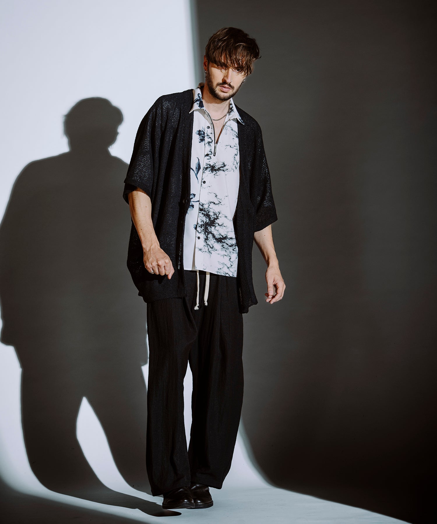 BLACK Model:H182cm
