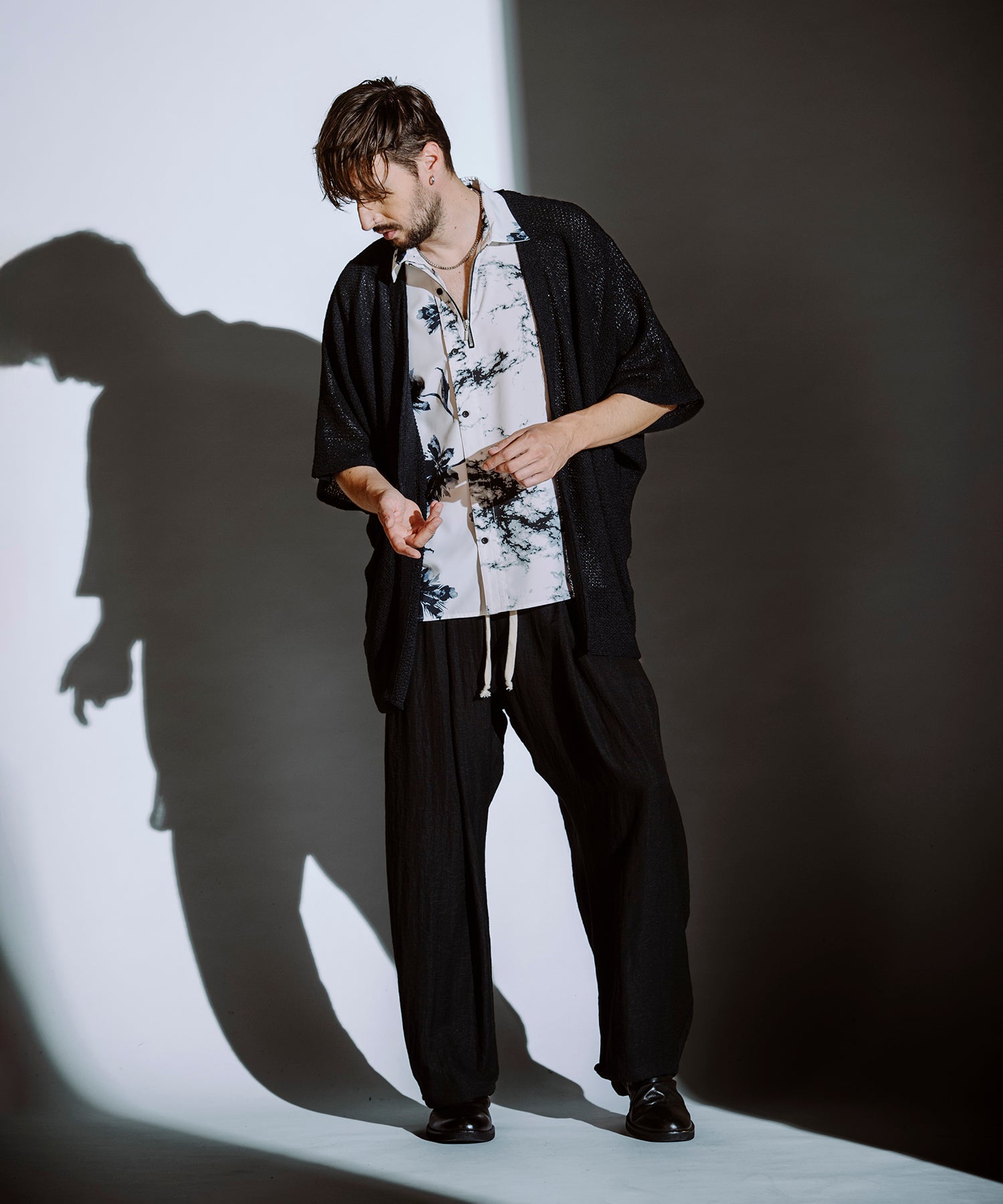 BLACK Model:H182cm