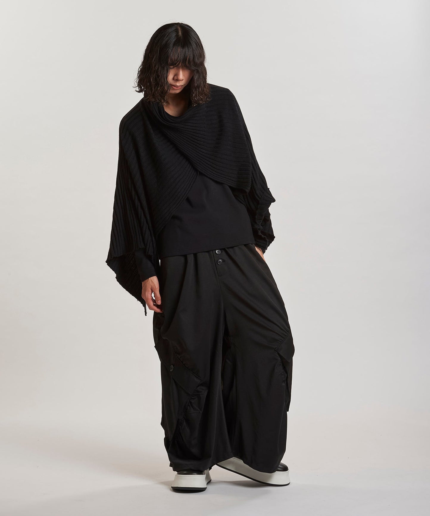 BLACK Model:H180cm