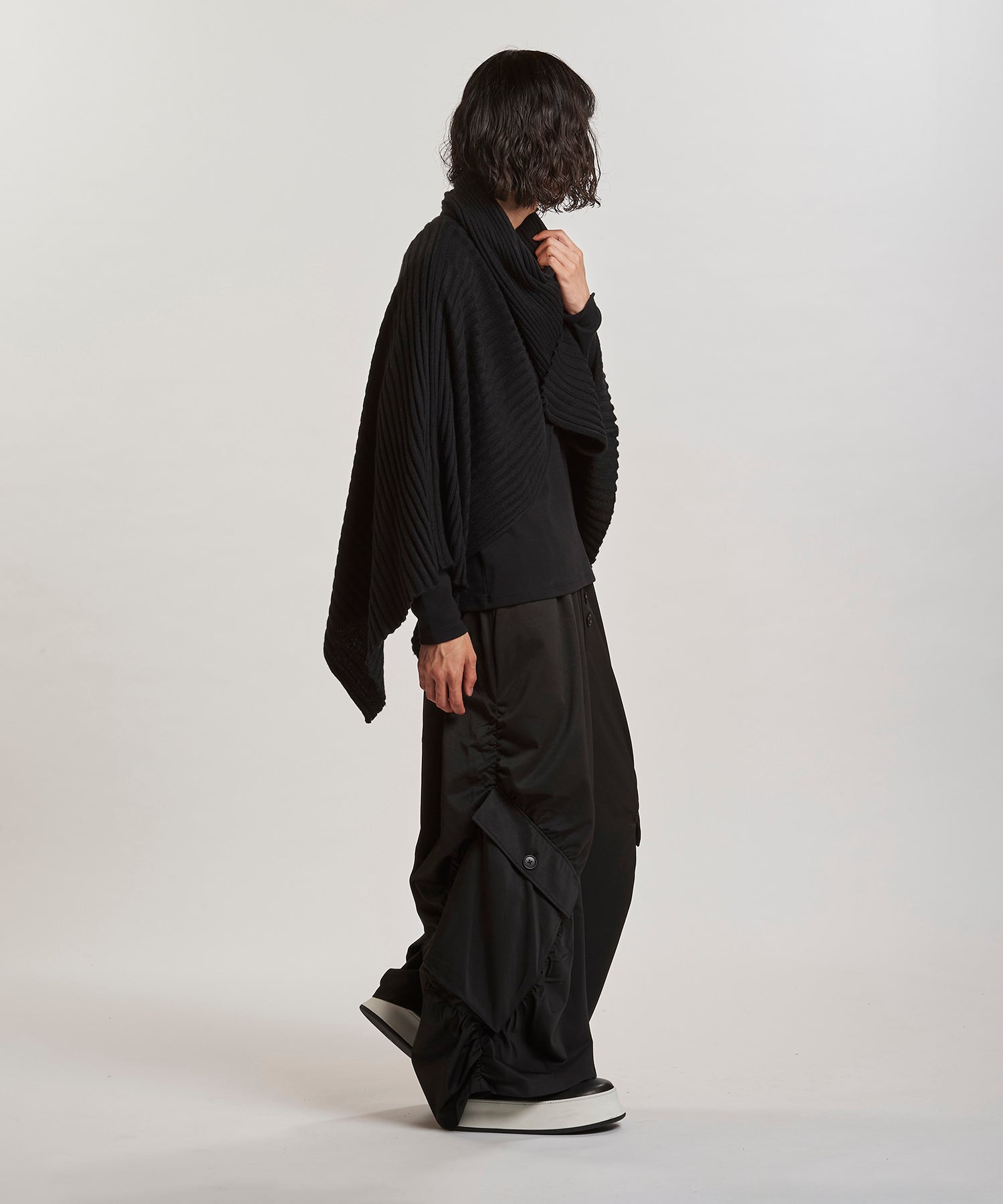 BLACK Model:H180cm