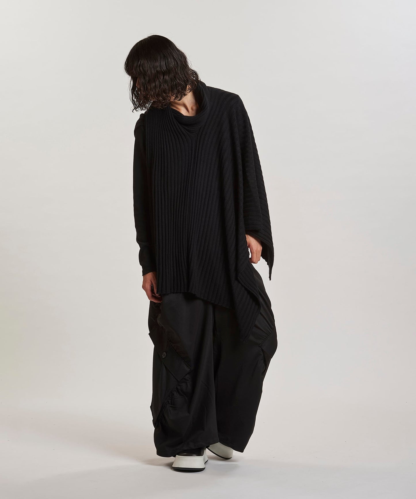 BLACK Model:H180cm