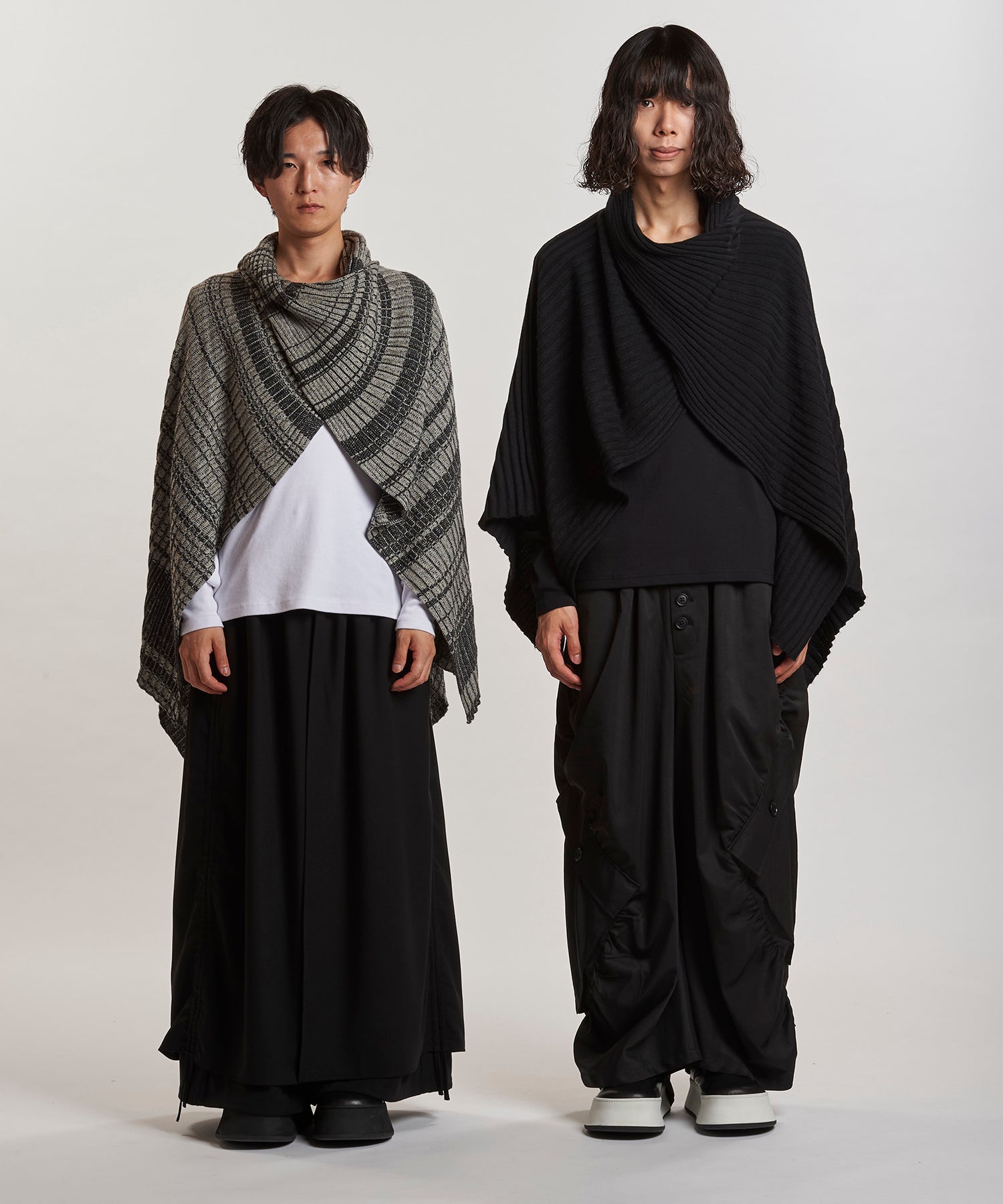 MIX Model:H169cm / BLACK Model:H180cm
